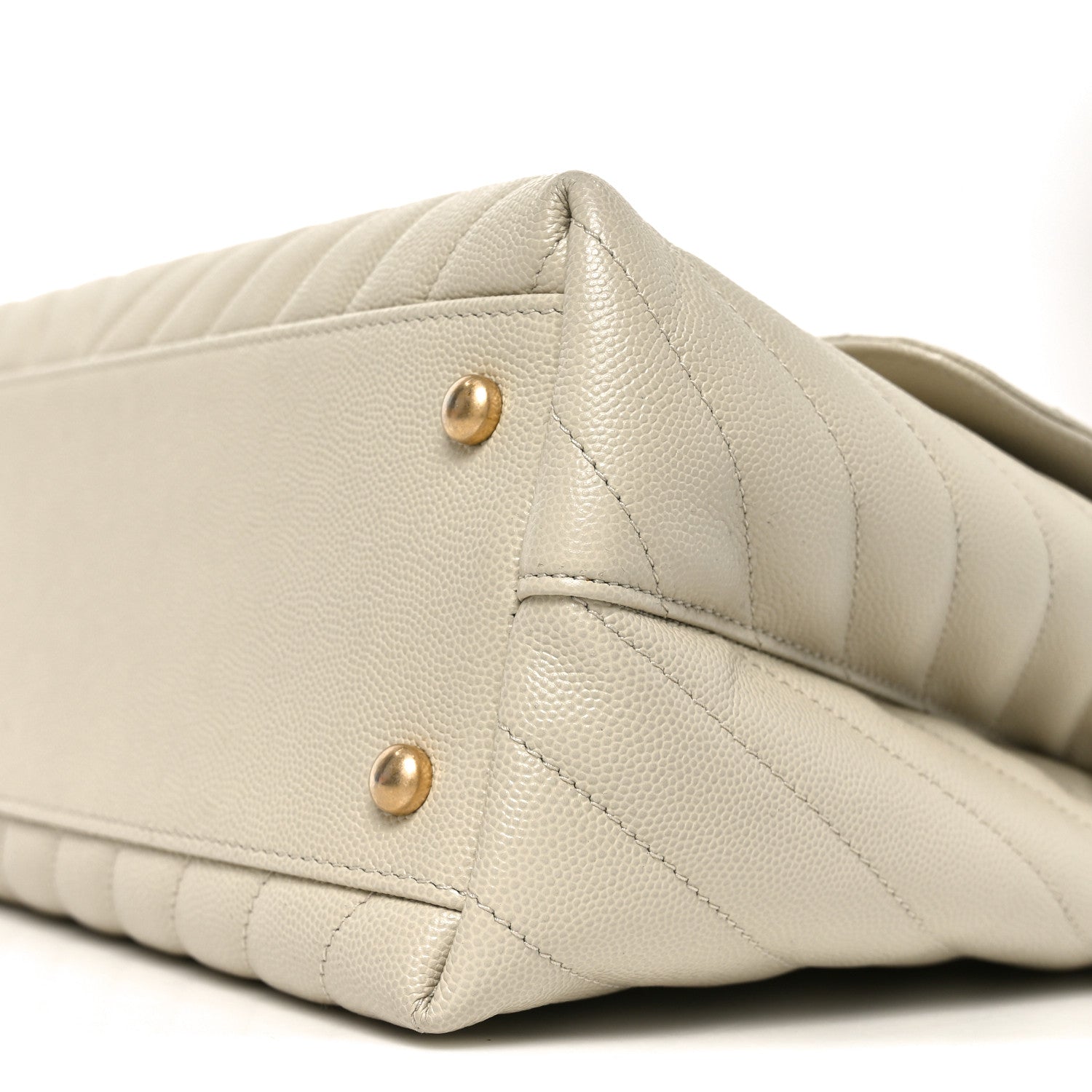 Caviar Chevron Quilted Medium Coco Handle Flap White