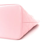 Caviar Quilted Medallion Tote Light Pink