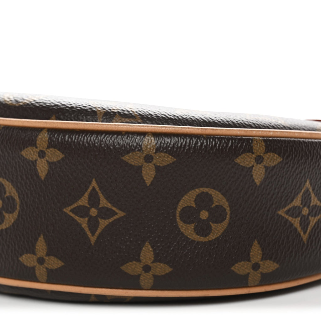 Monogram Loop
