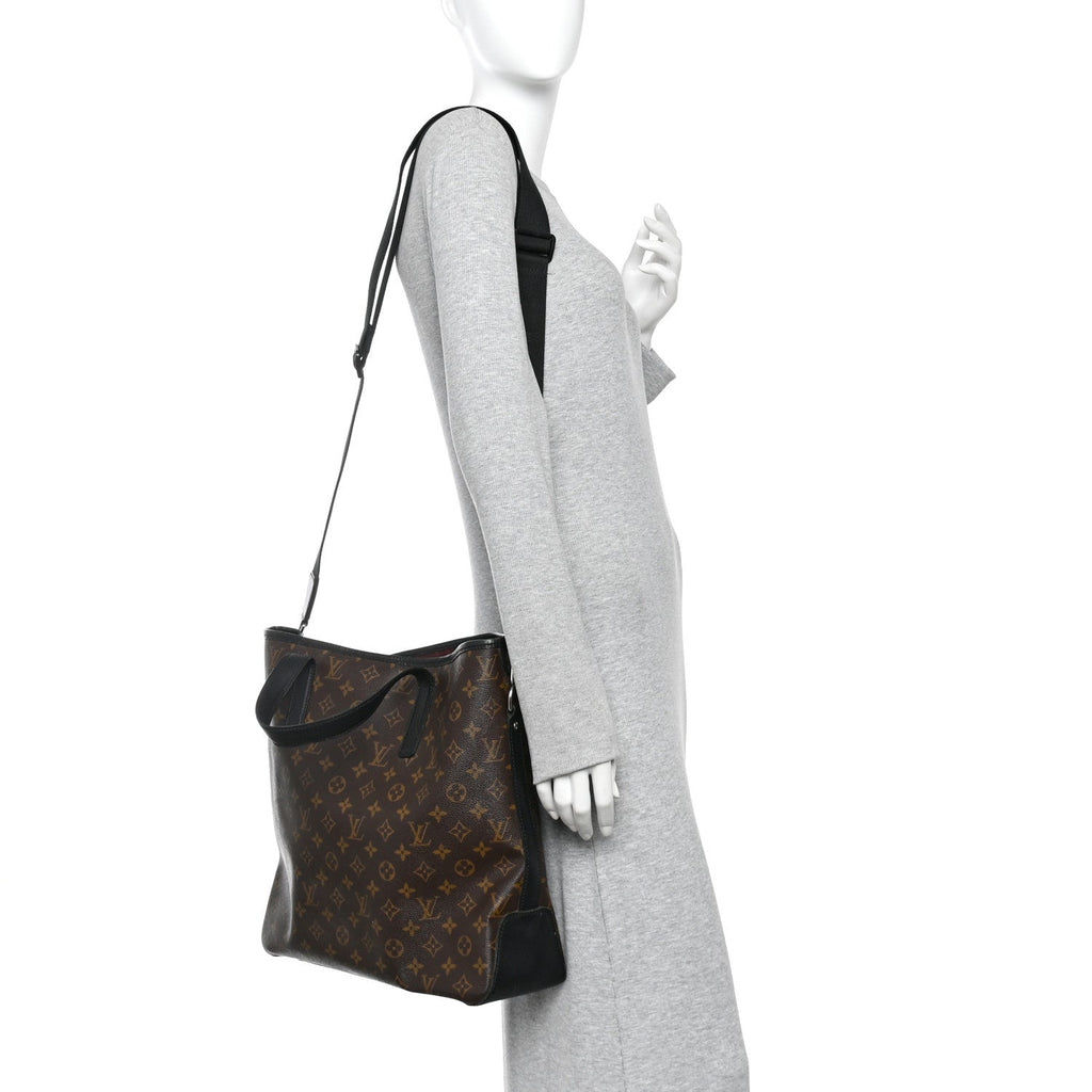 Monogram Macassar Davis