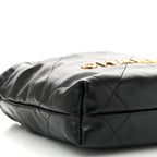 Shiny Calfskin Quilted Pearl CC Chain Mini Chanel 22 Black
