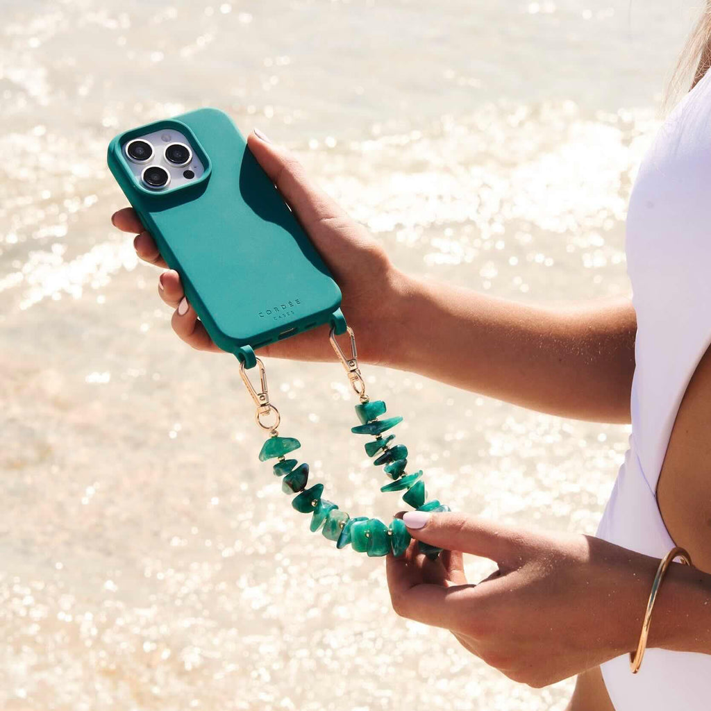 Cordée Cases Turquoise Tide Phone Chain Set
