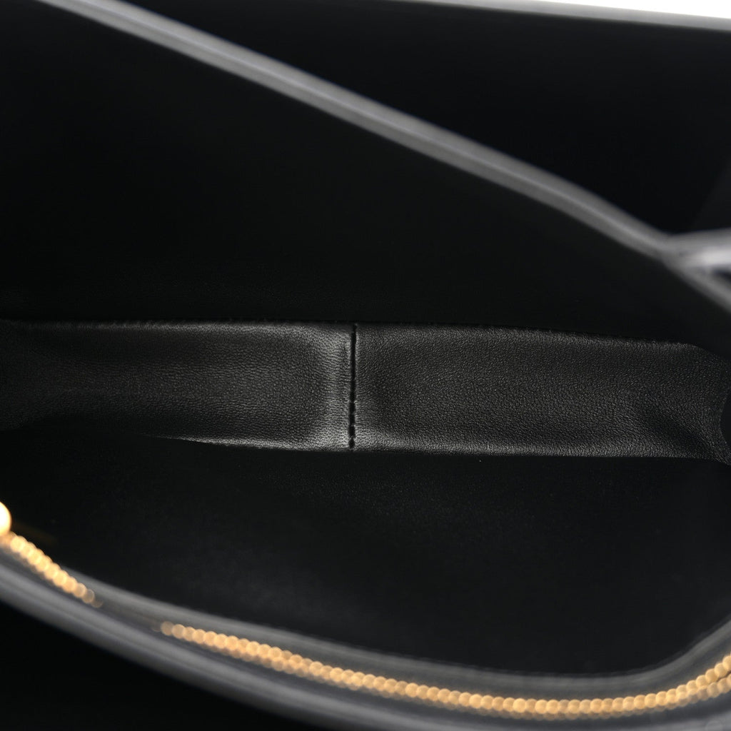 Shiny Calfskin Medium Triomphe Black