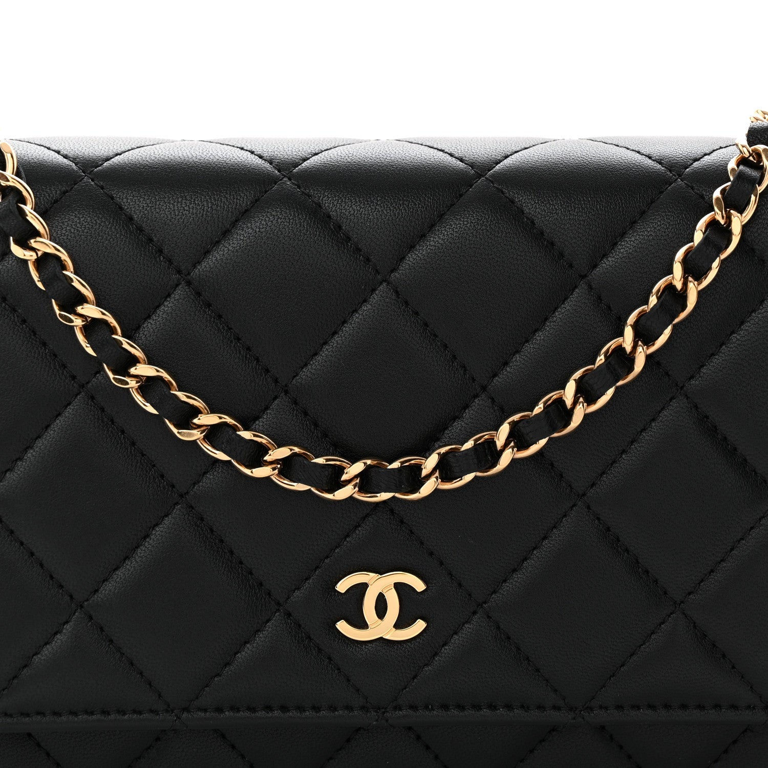 Lambskin Quilted Wallet On Chain WOC Black