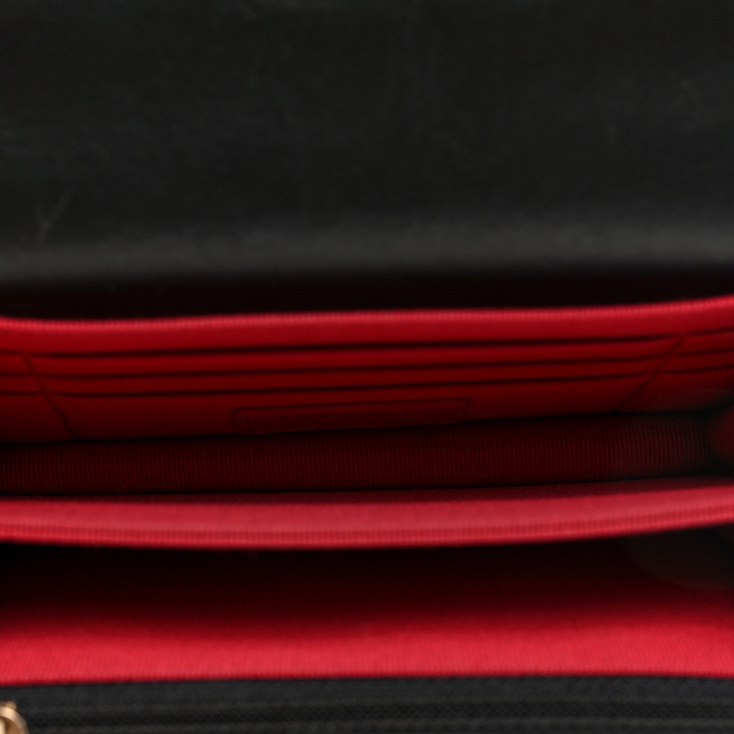 Lambskin Enamel Quilted Pending CC Clutch With Chain Black