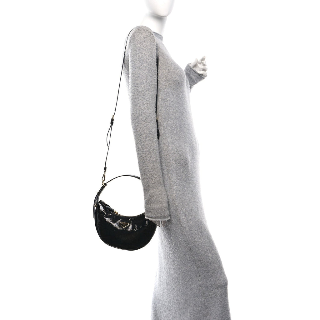 Patent Naplak Arque Shoulder Bag Black