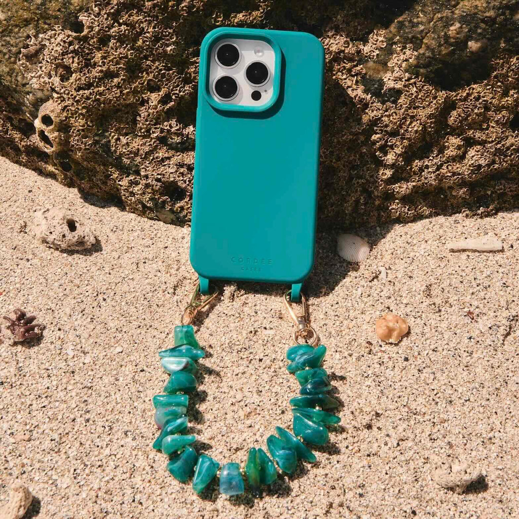 Cordée Cases Turquoise Tide Phone Wristlet