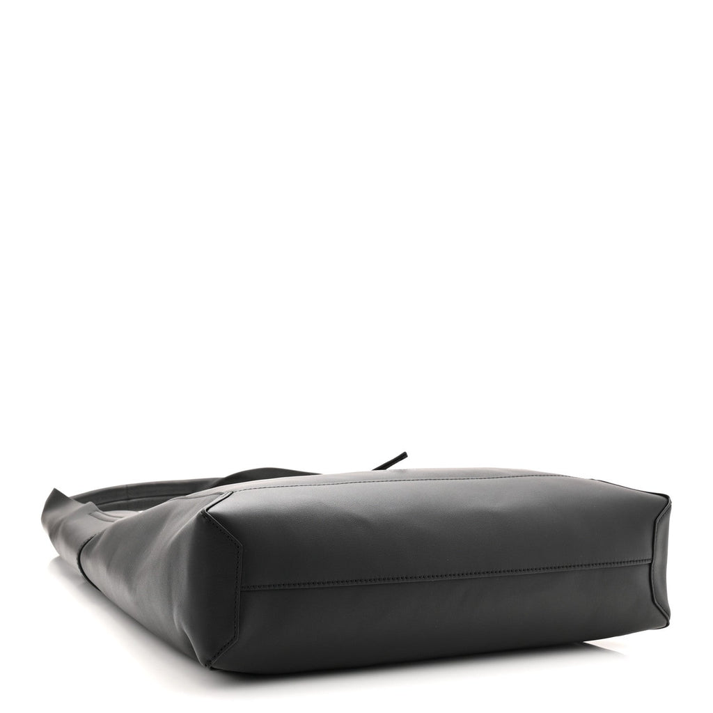 Calfskin Go Large Shoulder Bag Black