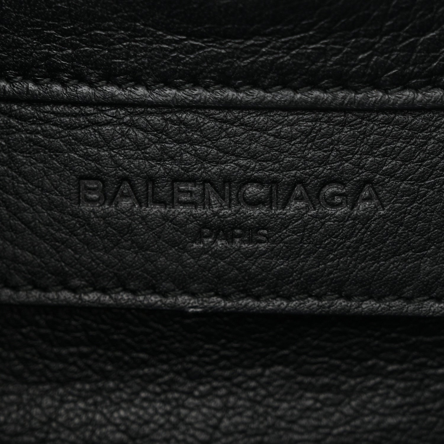 Grained Calfskin Papier Mini A4 Zip Around Tote Black