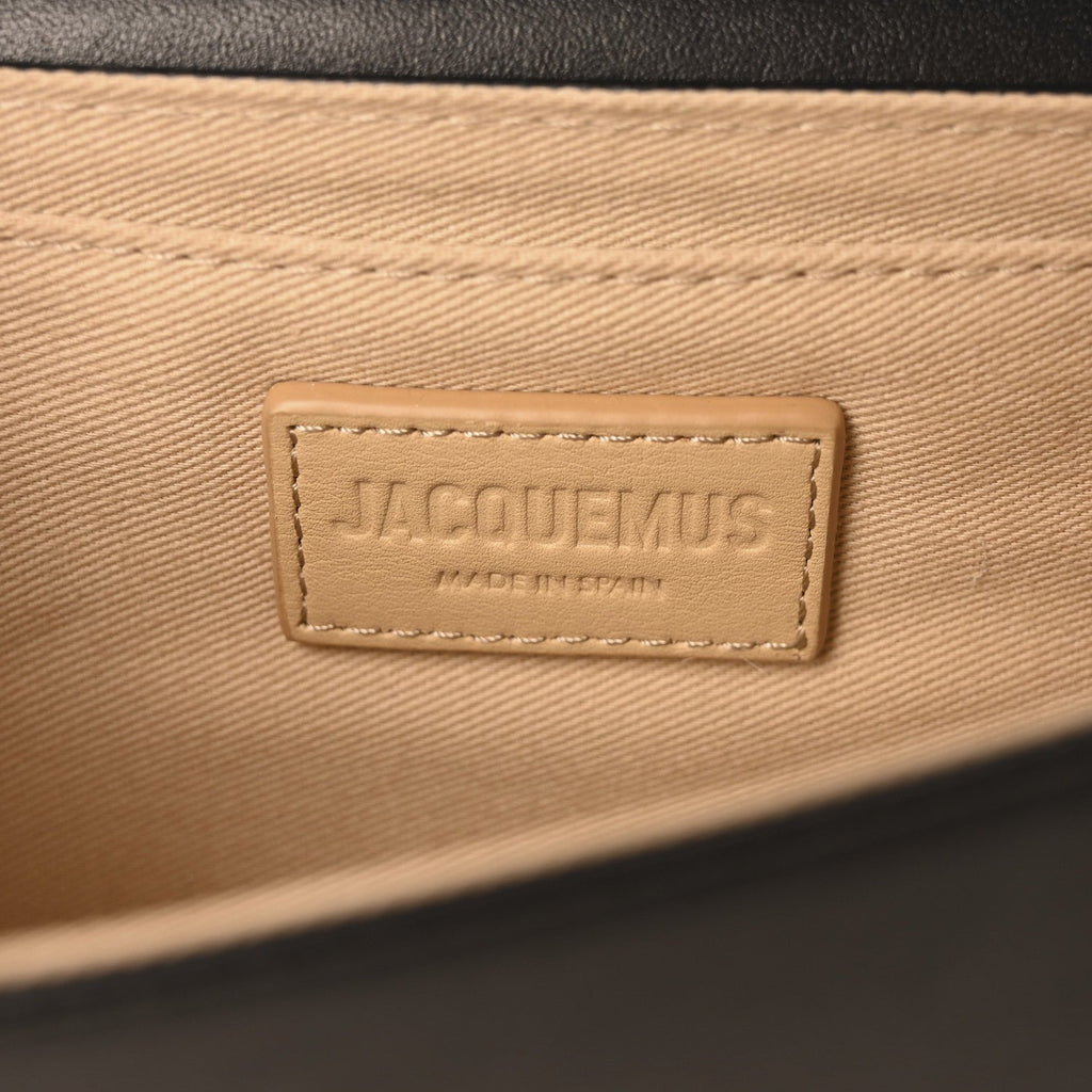 Smooth Calfskin Le Carinu Black
