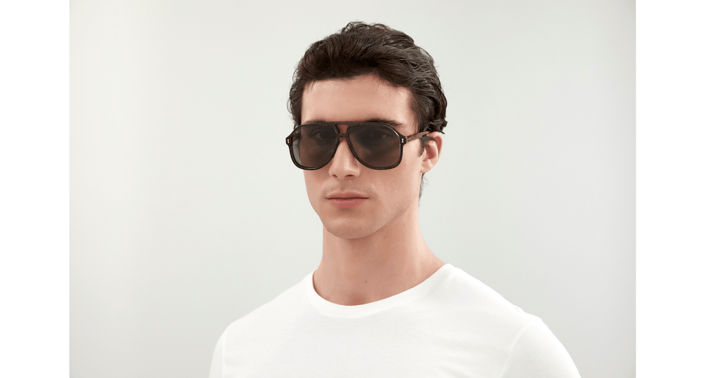 Gucci GG1042S