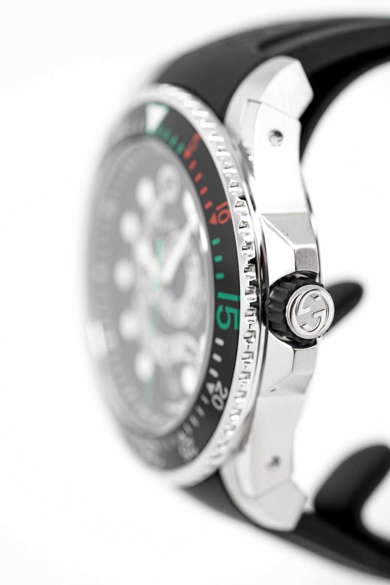 Gucci Watch Dive Men's 45mm Snake Silver