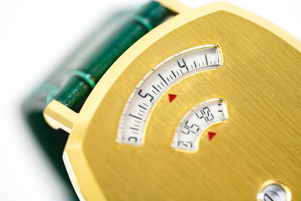Gucci Watch Grip 38mm Yellow Gold Green Alligator
