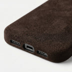 iPhone 16 - Alcantara Case - Chocolate Brown