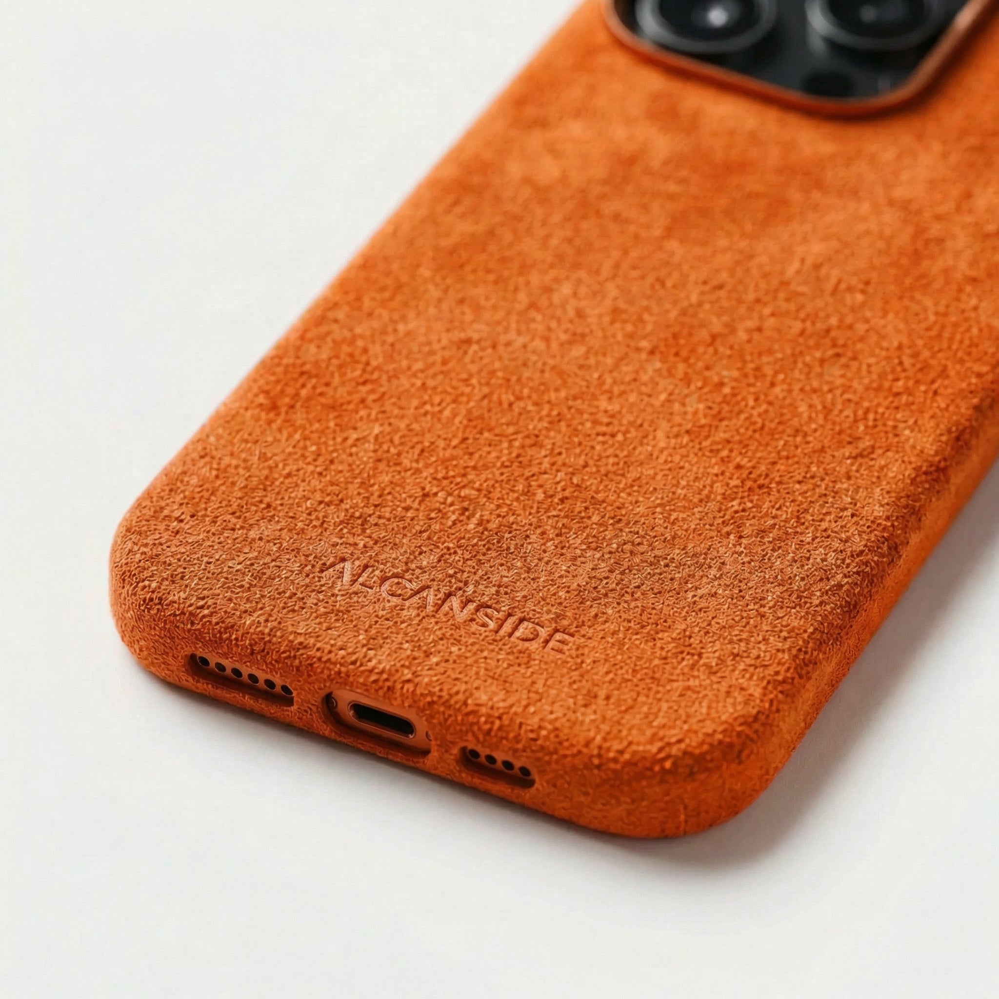 iPhone 16 Pro Max - Alcantara Case - Orange