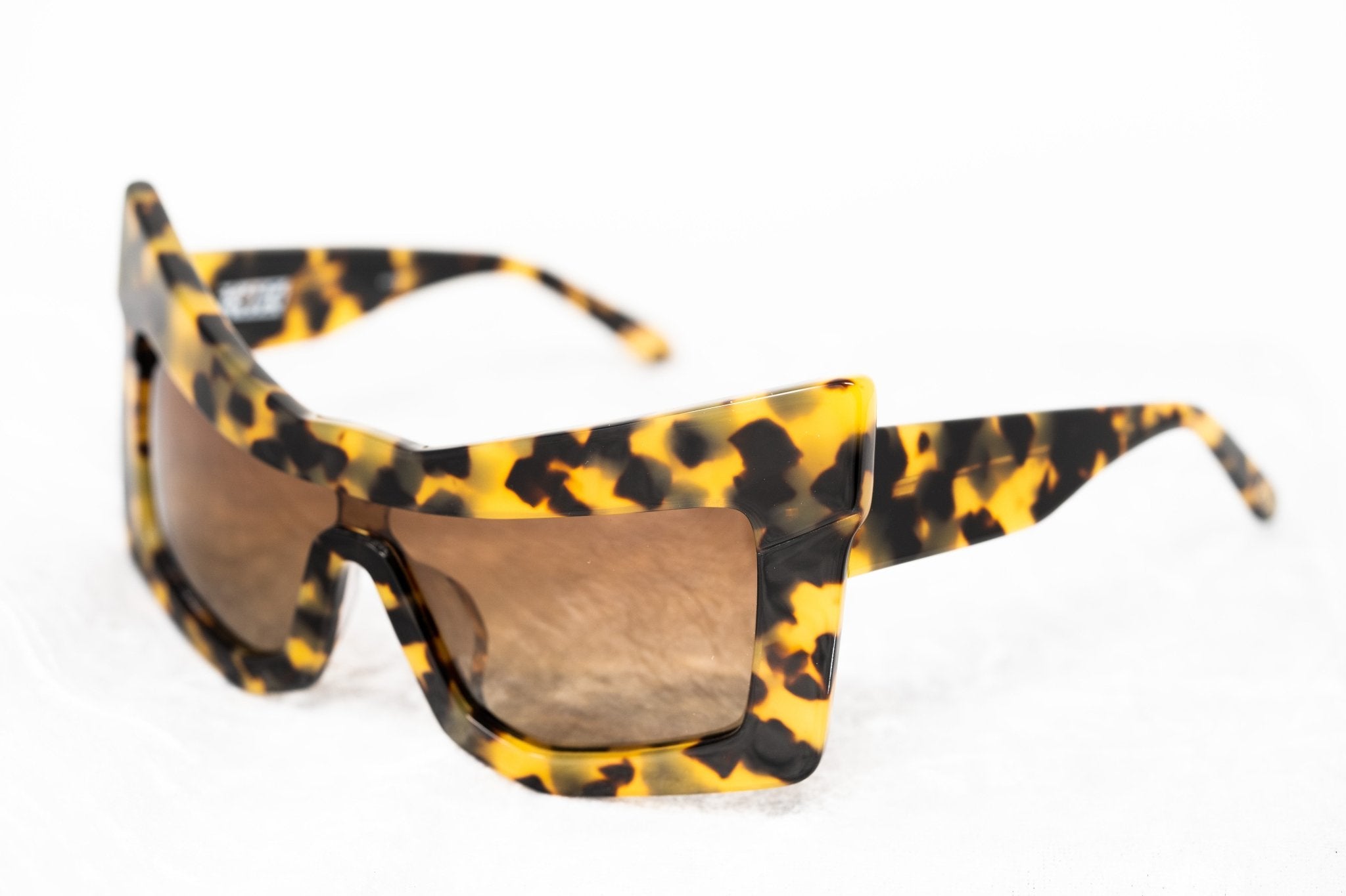 Kokon To Zai Ladies Sunglasses Mask Tortoise Shell and Brown