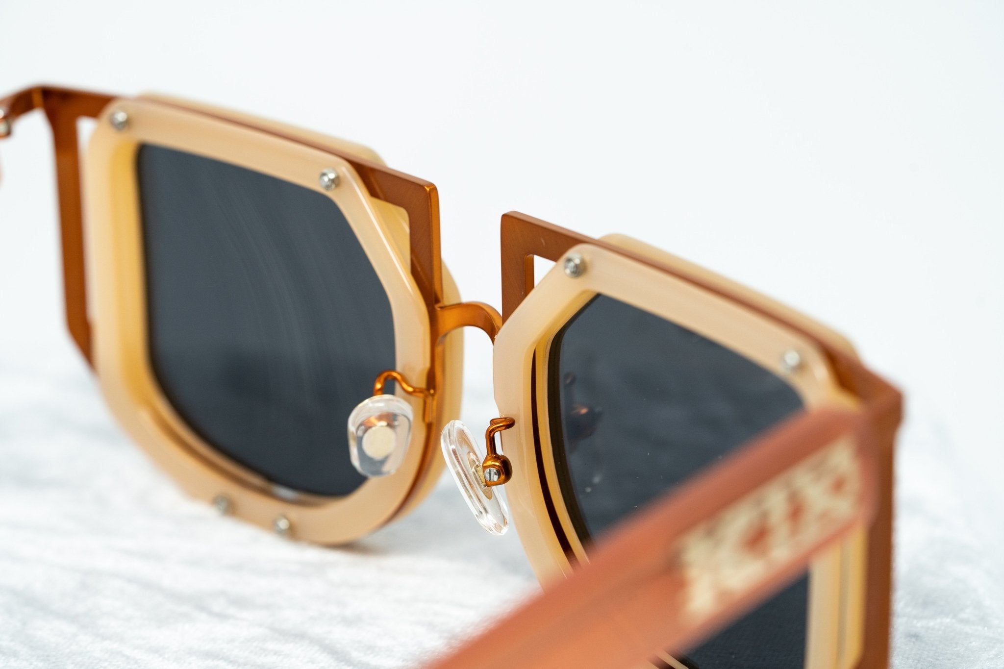 Kokon To Zai Sunglasses Special Beige Orange and Dark Grey