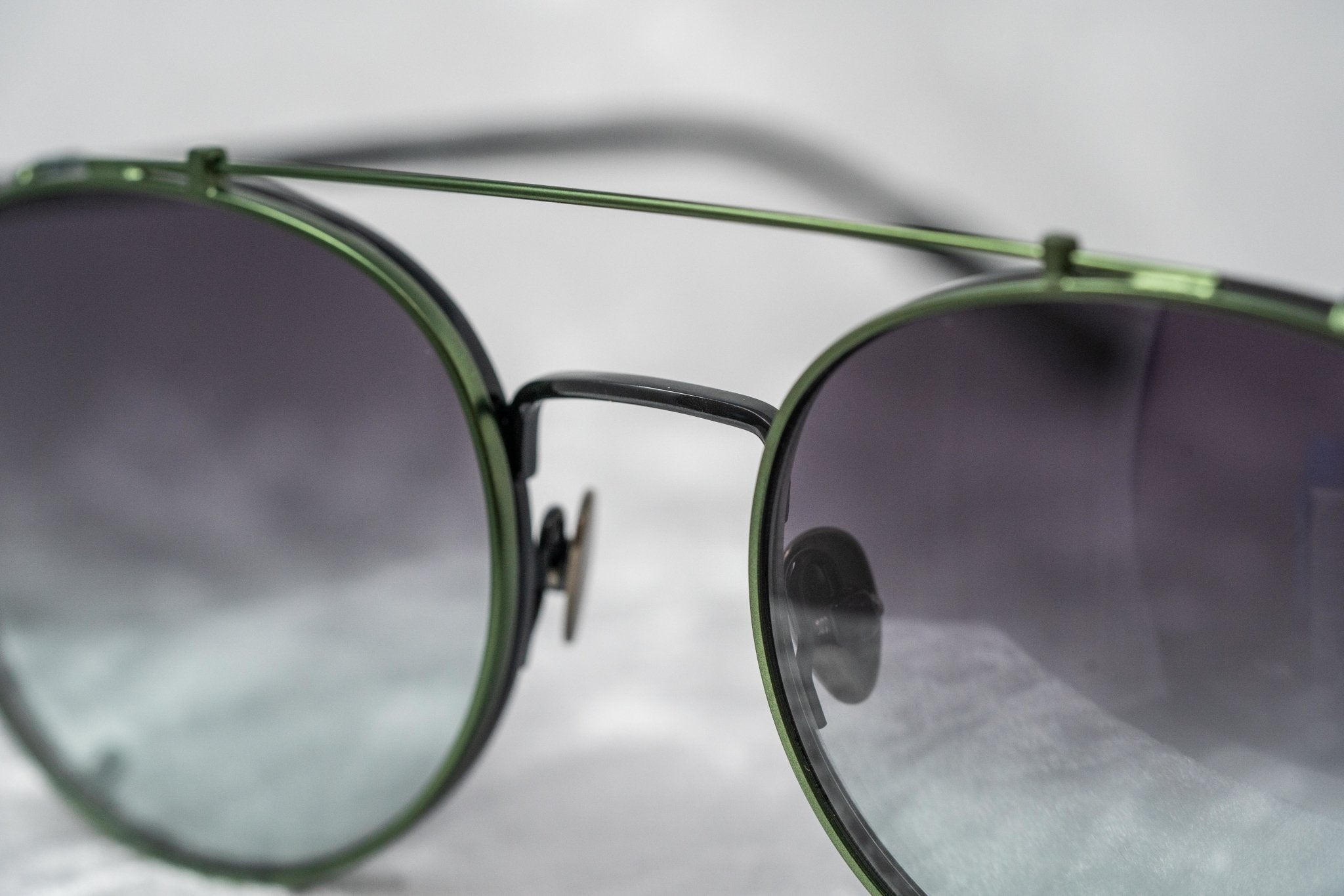 Kris Van Assche Sunglasses Round Shiny Black and Green