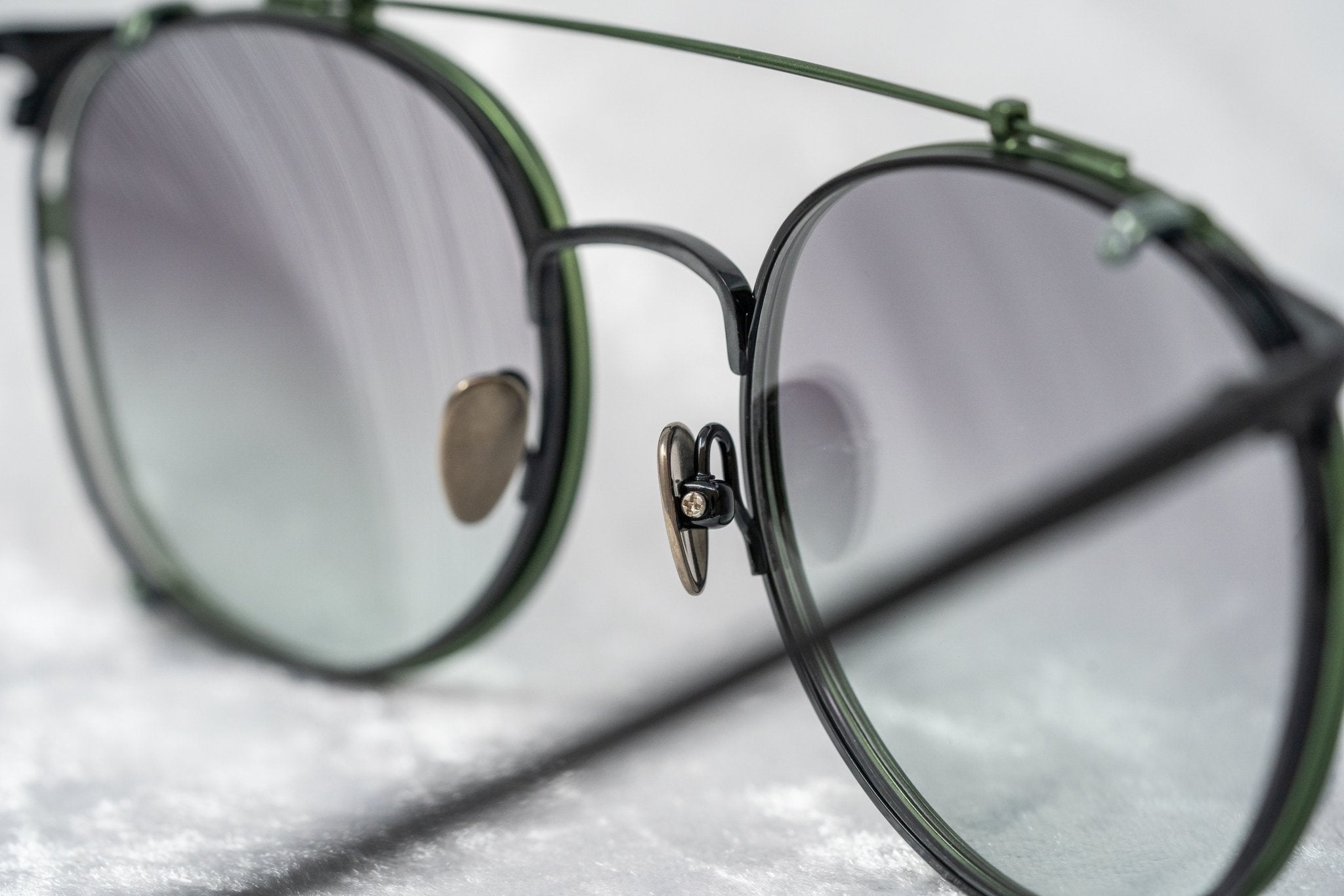 Kris Van Assche Sunglasses Round Shiny Black and Green