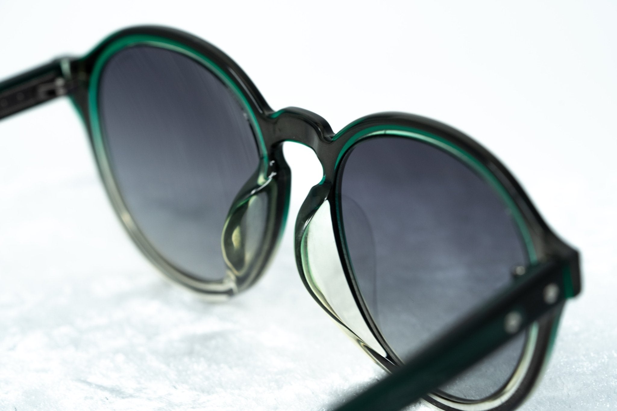 Kris Van Assche Men's Sunglasses Round Green and Grey