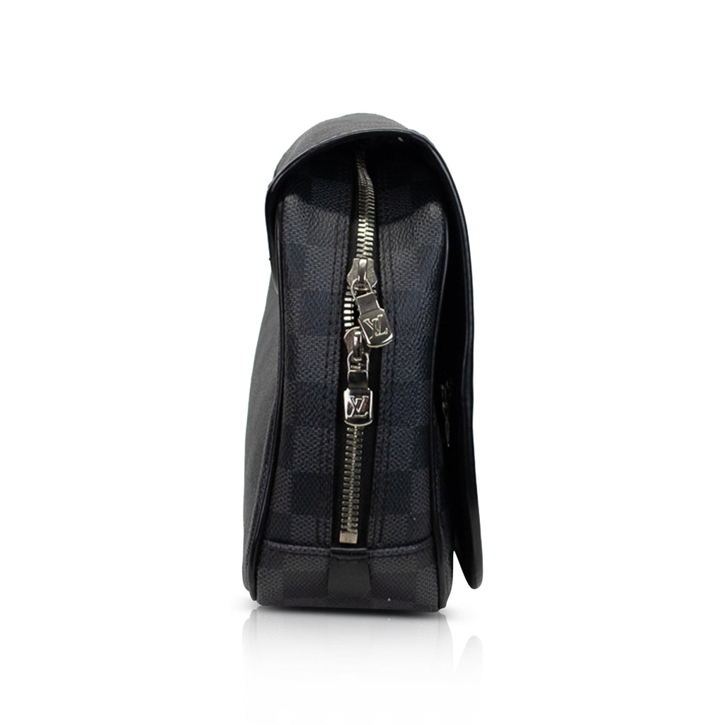 Louis Vuitton 'Hanging Toiletry' Pouch