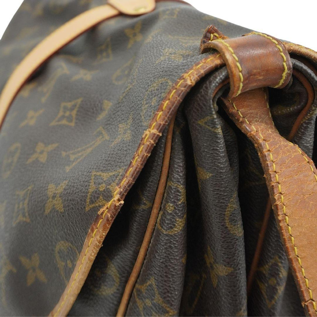 Louis Vuitton 'Saumur' Messenger Bag