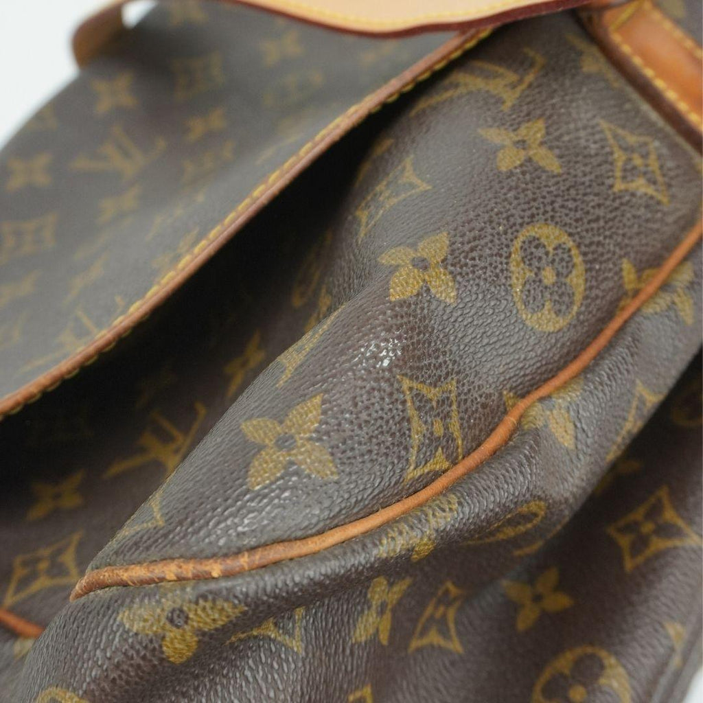 Louis Vuitton 'Saumur' Messenger Bag