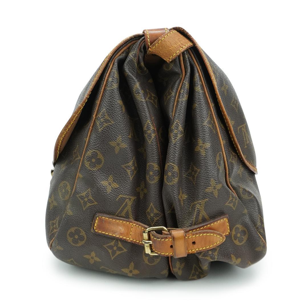 Louis Vuitton 'Saumur' Messenger Bag