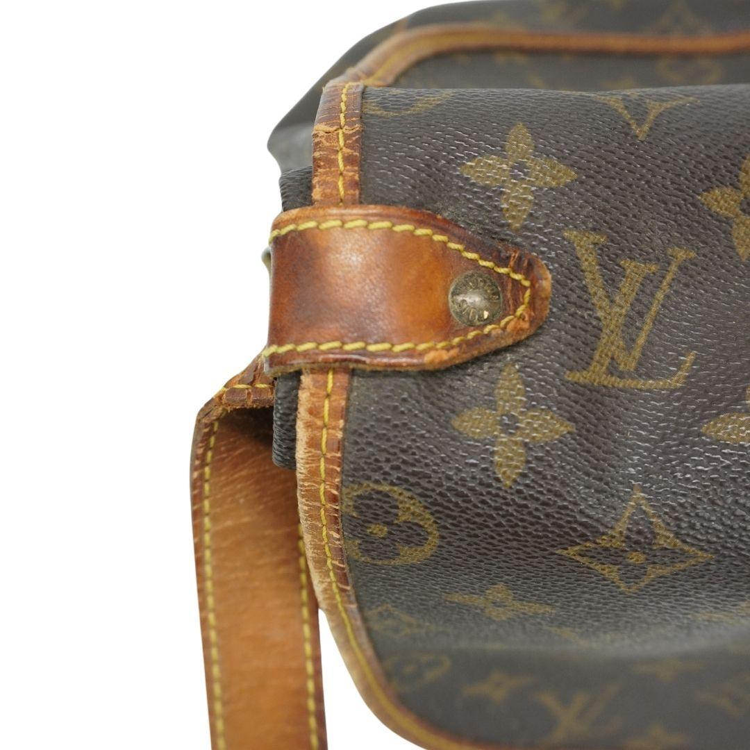 Louis Vuitton 'Saumur' Messenger Bag