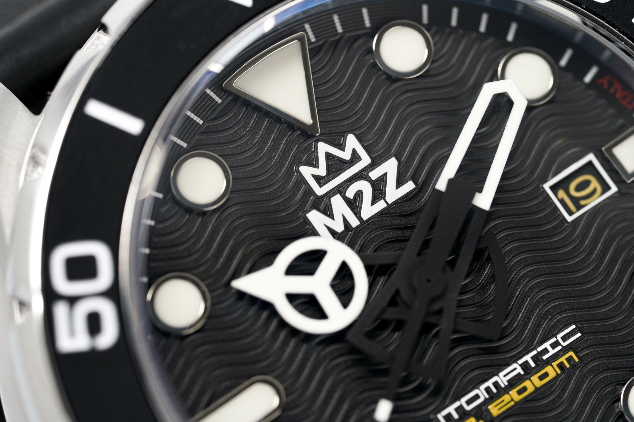 M2Z Men's Watch Diver 200 Black