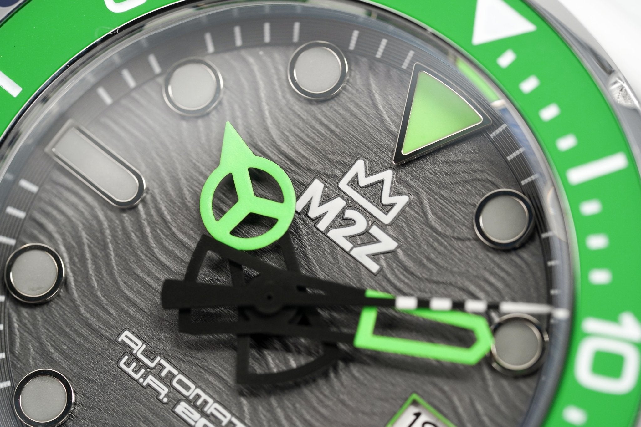 M2Z Men's Watch Diver 200 Green