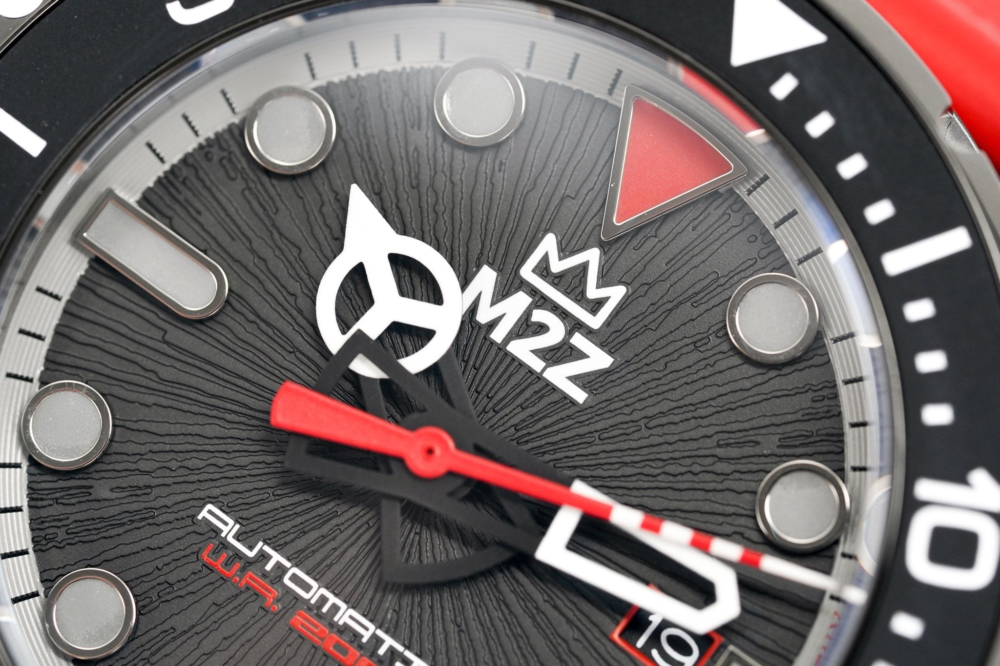 M2Z Men's Watch Diver 200 Red IP Gun