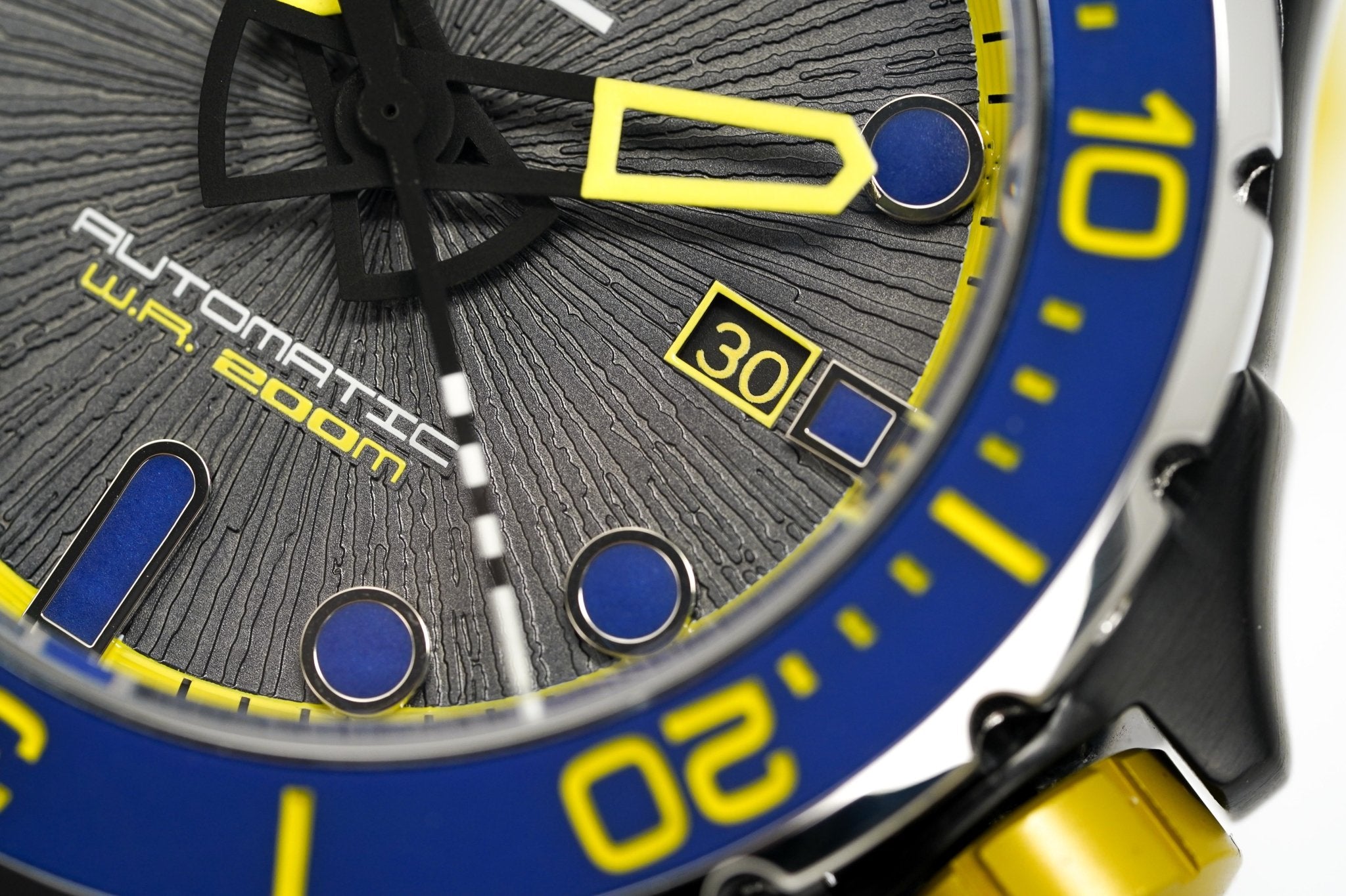 M2Z Men's Watch Diver 200 Yellow IP Black