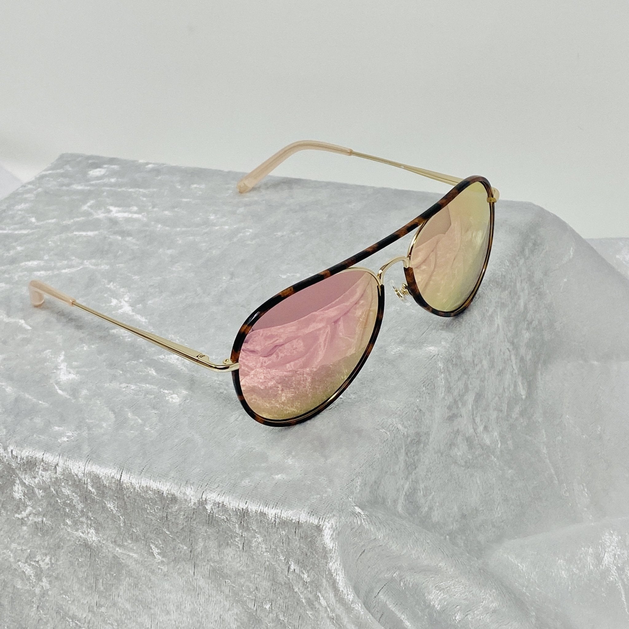 Matthew Williamson Ladies Sunglasses Tortoise Shell and Pink