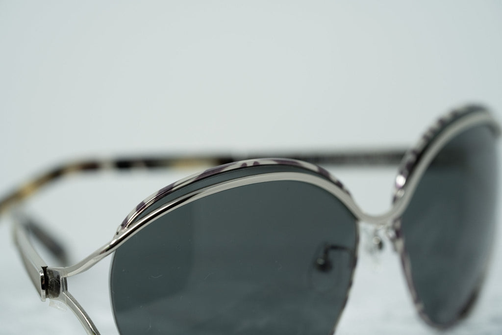 Oscar De La Renta Sunglasses Oval Black White and Grey