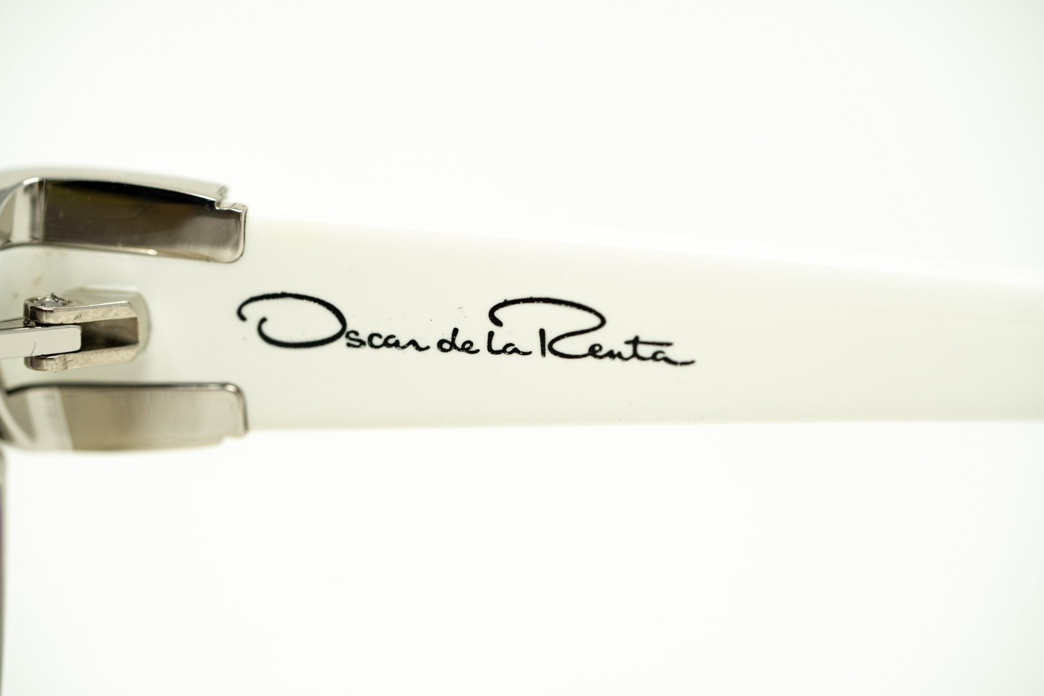 Oscar De La Renta Sunglasses Oversized Silver White and Grey