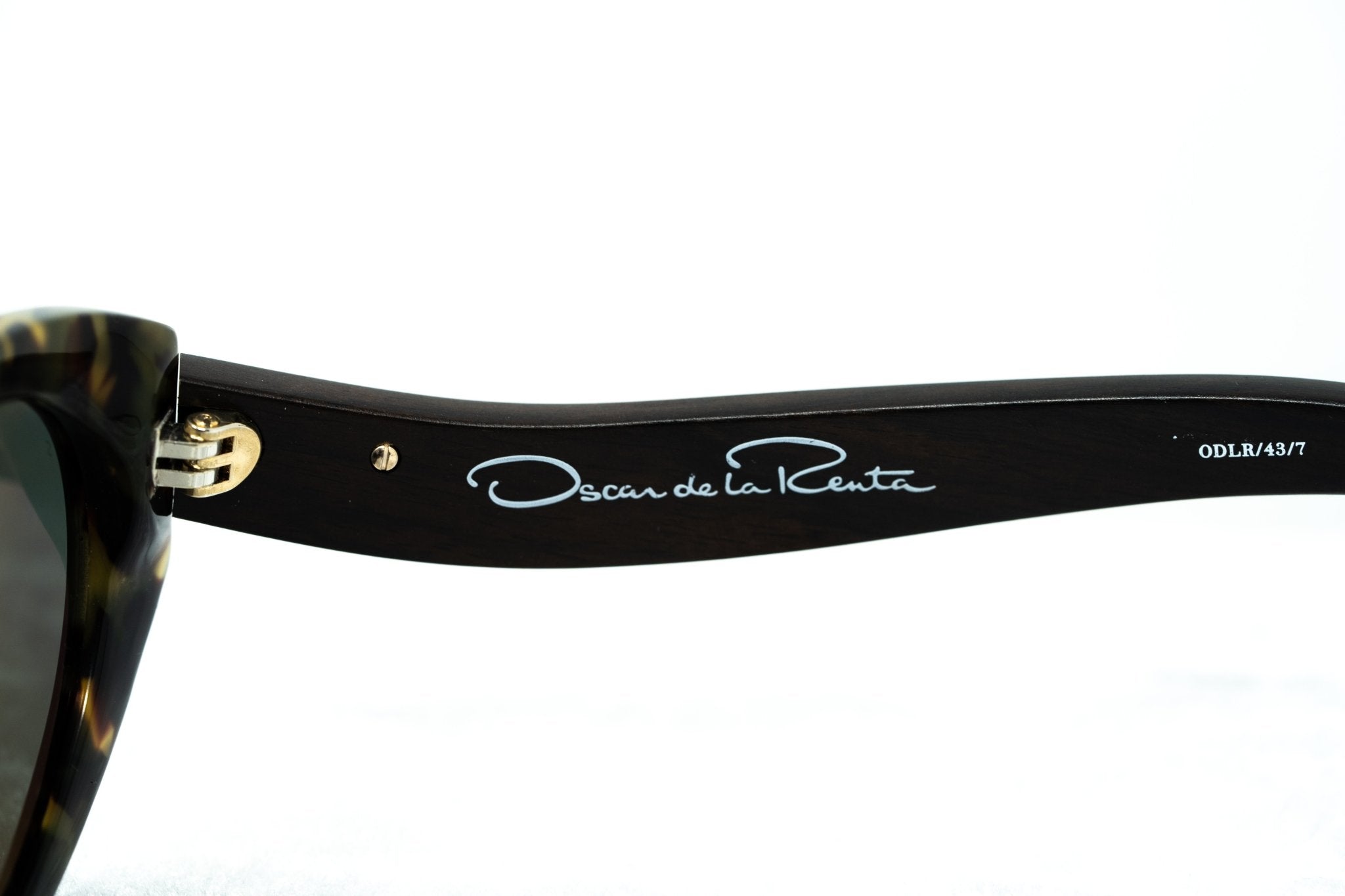 Oscar De La Renta Sunglasses Oval Tortoise and Dark Grey