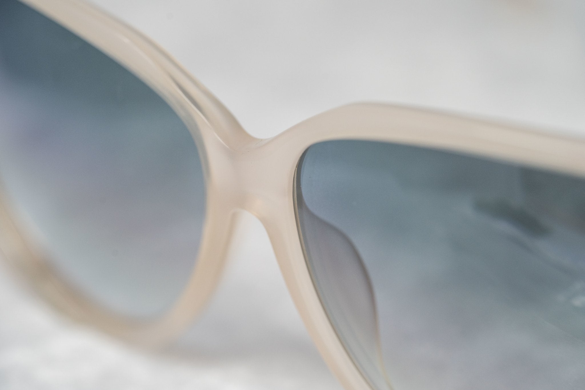 Prabal Gurung Sunglasses Rectangular White and Grey