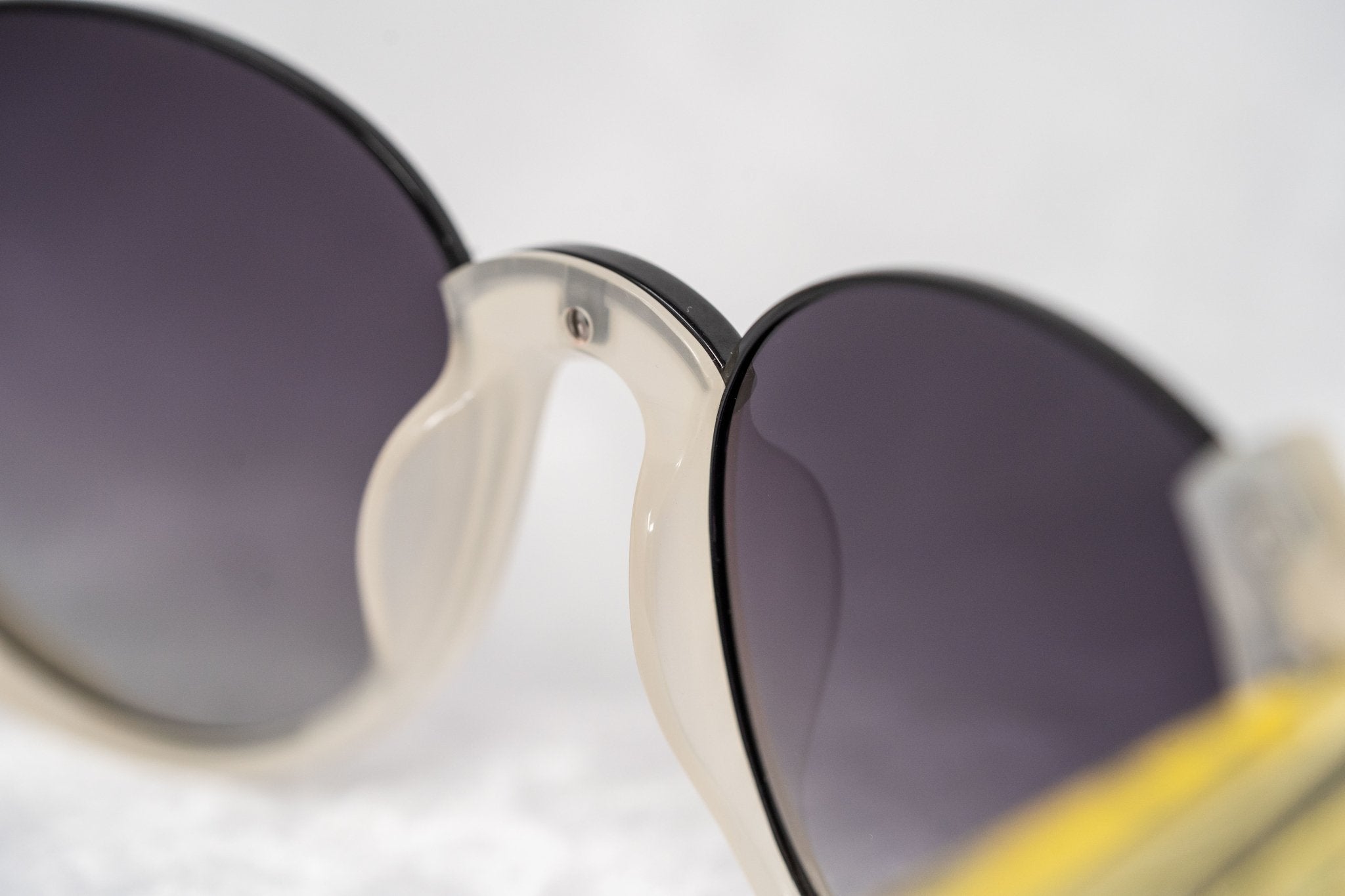 Prabal Gurung Sunglasses Round Ivory and Grey