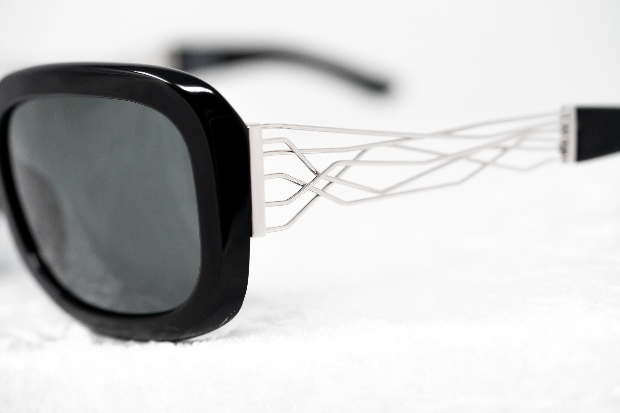 Prabal Gurung Sunglasses Rectangle Black and Grey