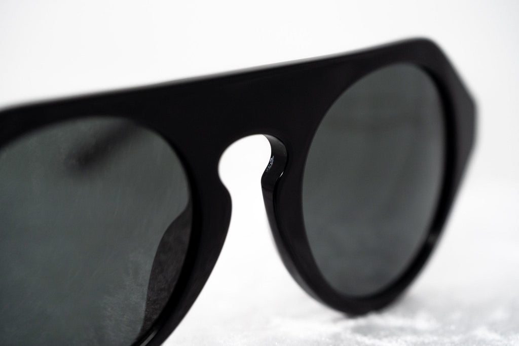 Prabal Gurung Sunglasses Round Black and Grey