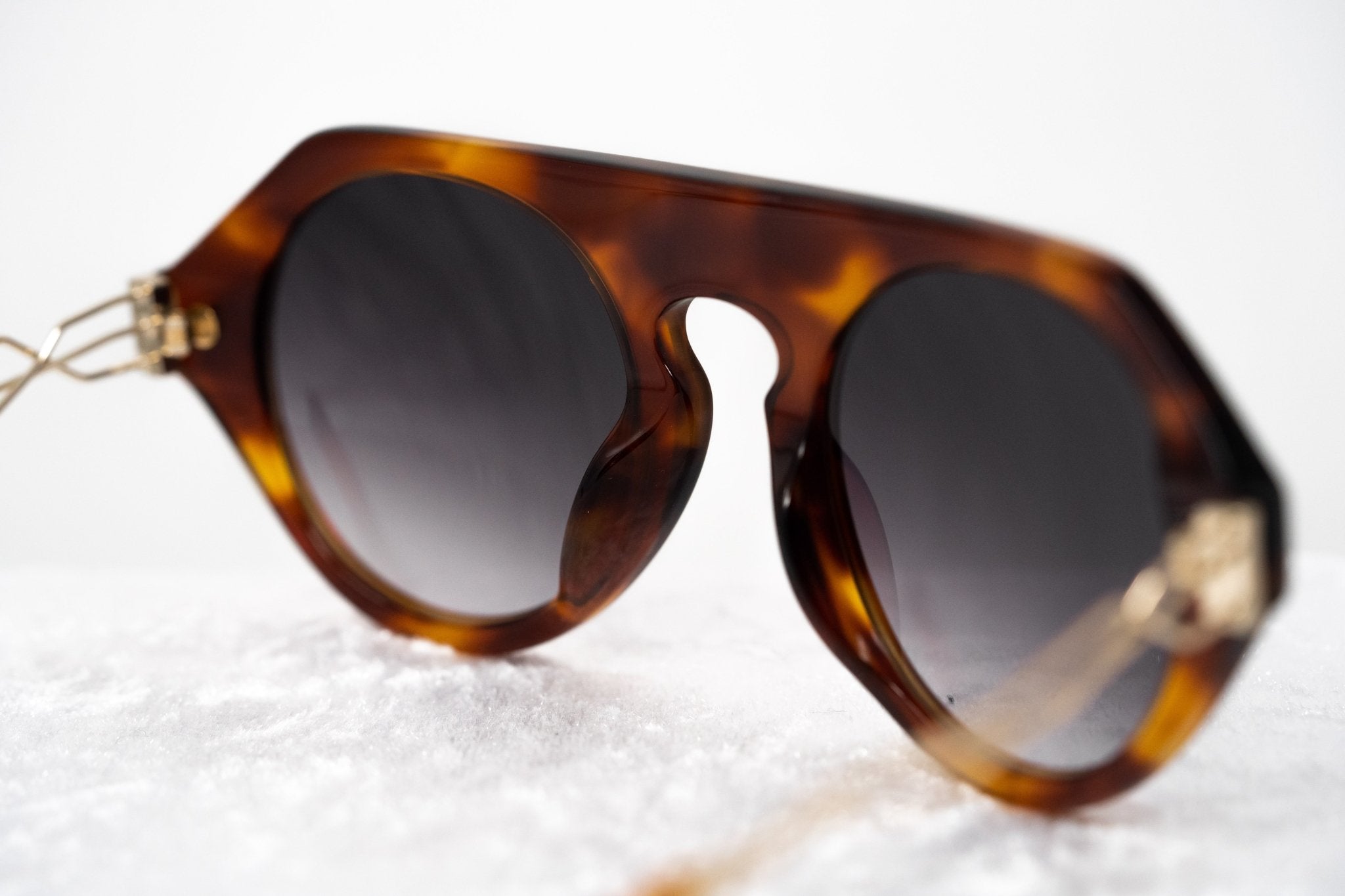Prabal Gurung Sunglasses Round Tortoise Shell and Grey