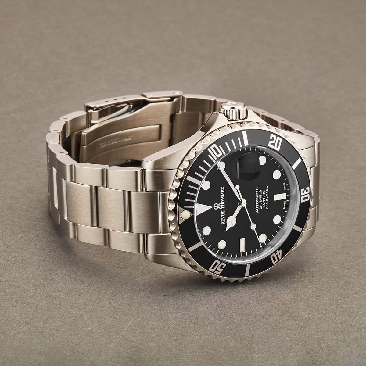 Revue Thommen Diver Men's 42mm Black Automatic Watch