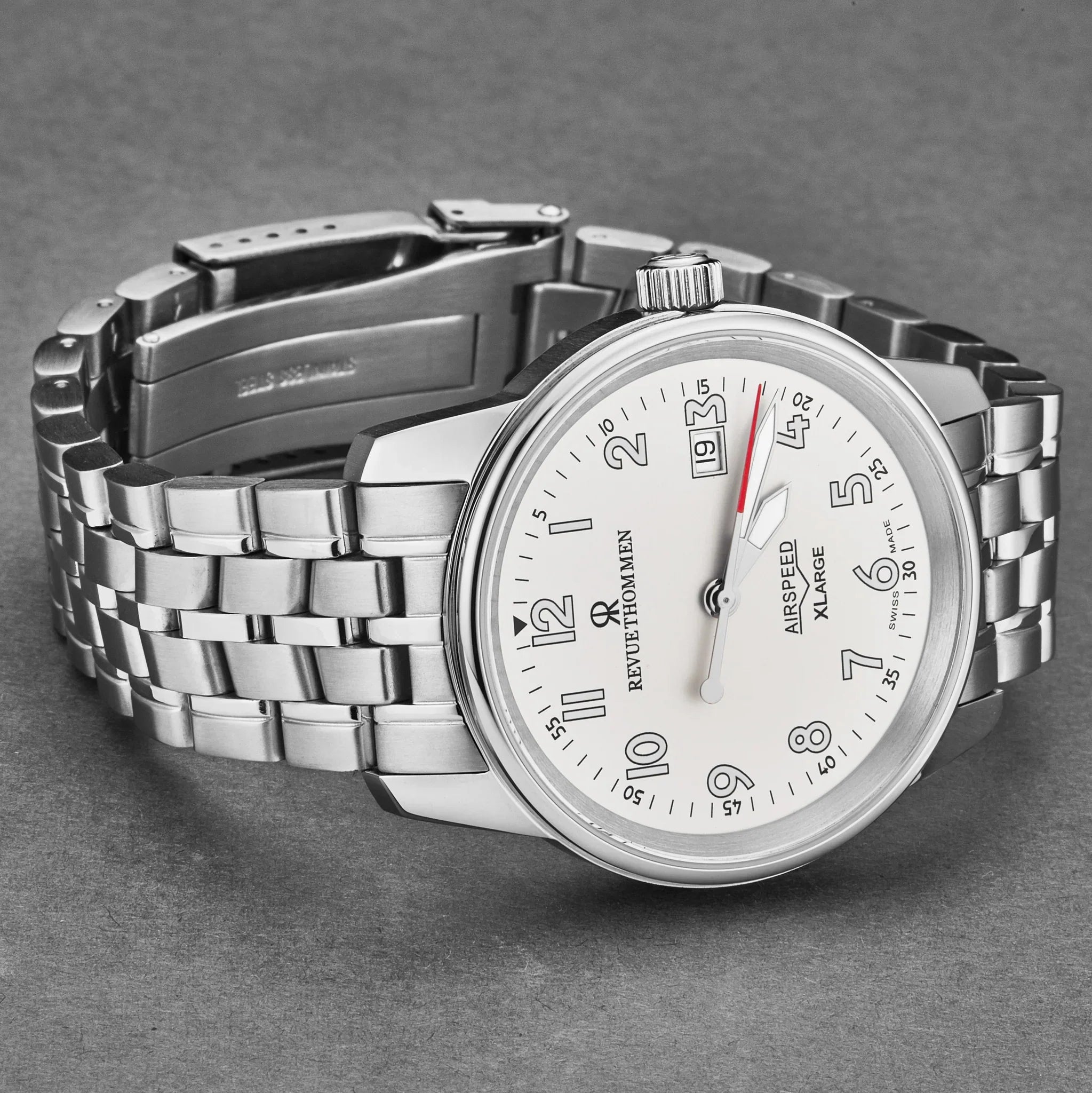 Revue Thommen Airspeed XL Silver Stainless Steel Automatic Men's Watch