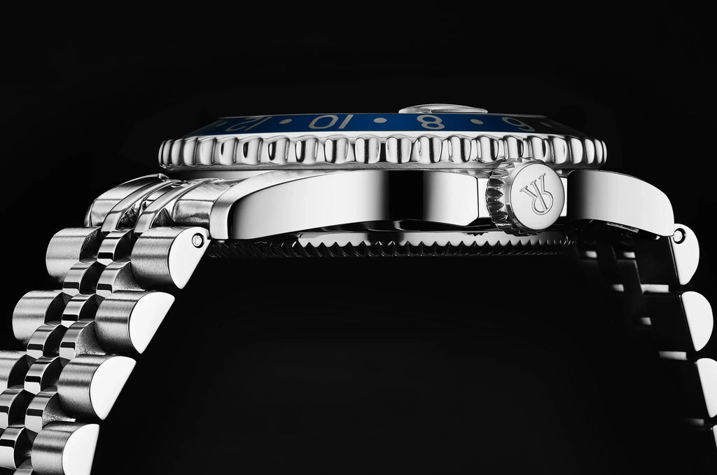 Revue Thommen Diver Black Dial Steel GMT Automatic Men's Watch