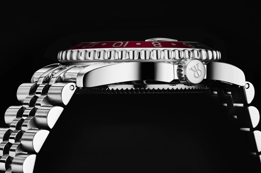 Revue Thommen Men's Diver GMT Stainless Steel 42mm Black Red Automatic Watch