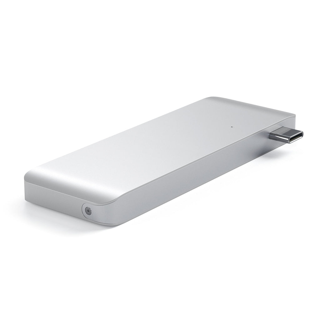 USB-C-Pass-Through-Hub