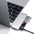 USB-C-Pass-Through-Hub