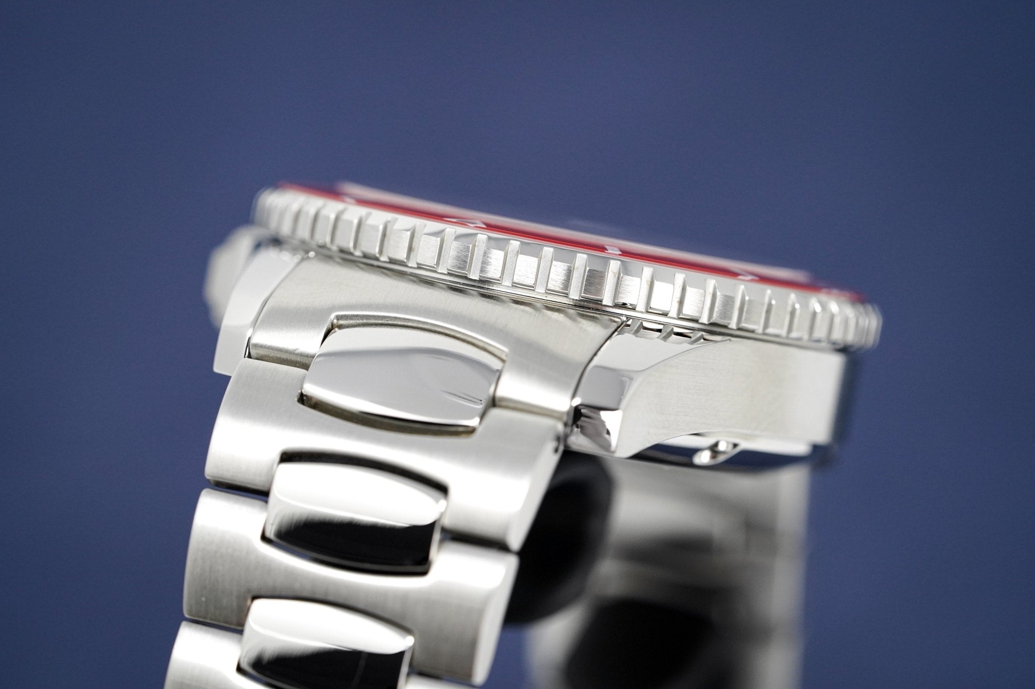 Venezianico Automatic Watch Nereide Canova Bracelet Red