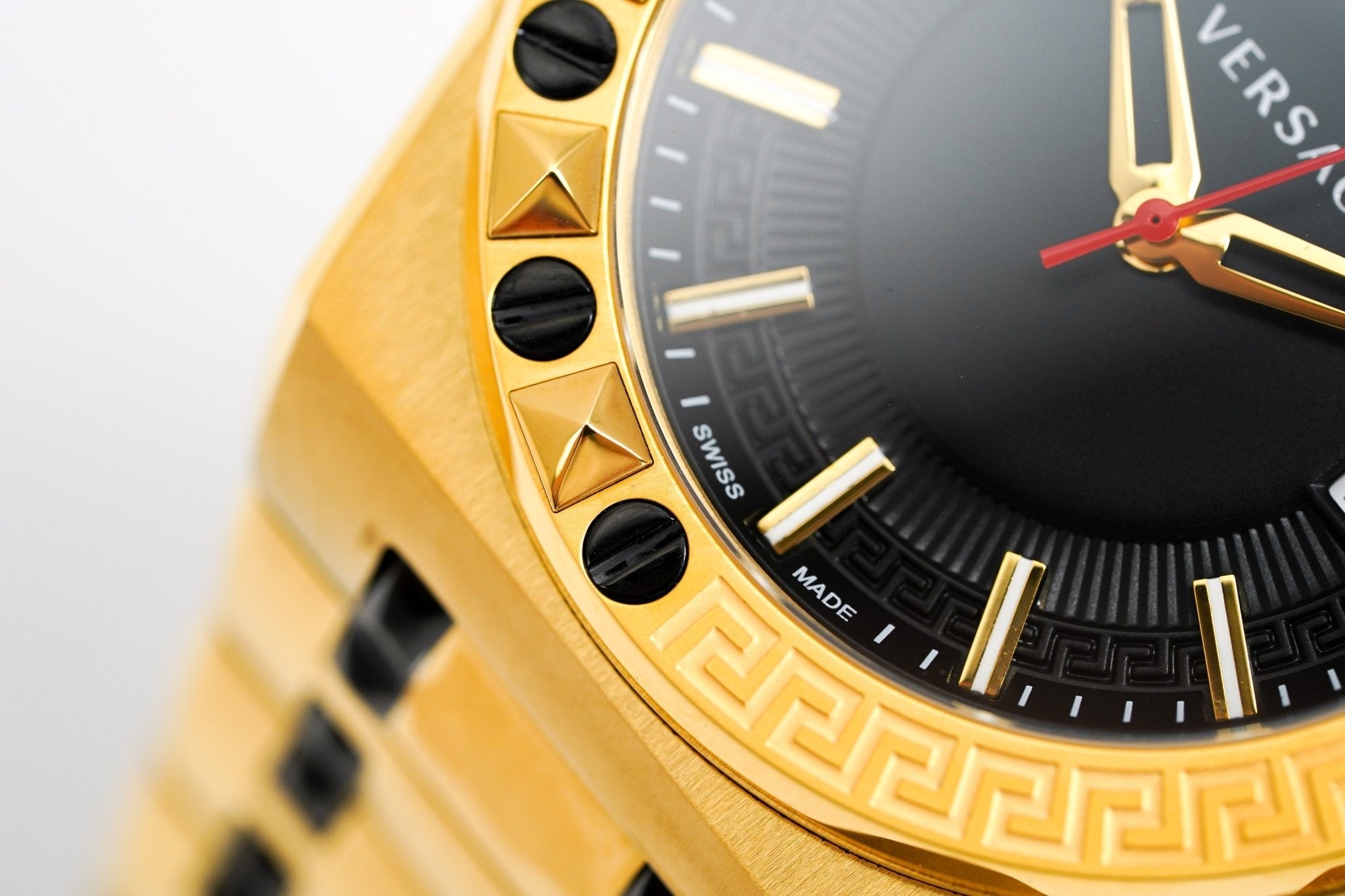 Versace Men's Watch Chain Reaction Gold Black Bracelet